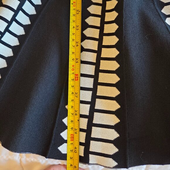 JOHN +JENN knit drop waist dress black and white geometric design size Large - Picture 6 of 6